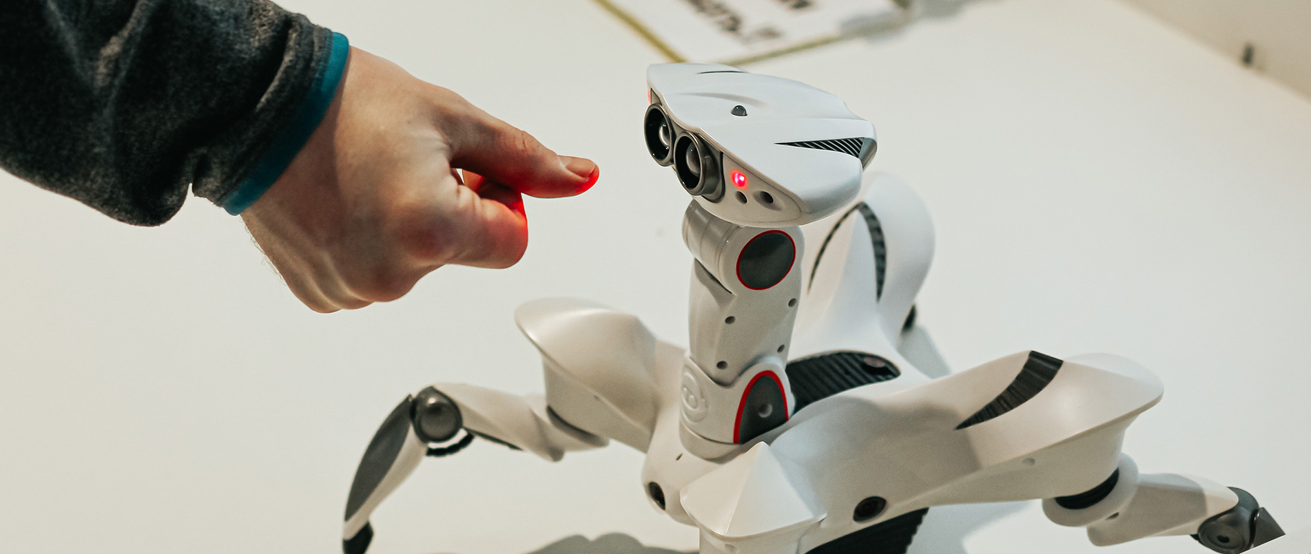 bifa必发获AIoT新维奖两项大奖，以丰富的边缘计算产品驱动产业创新发展